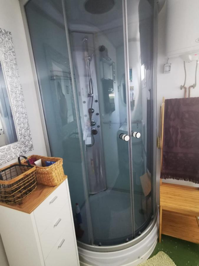 Studio Apartment Rosemary 罗维尼 外观 照片
