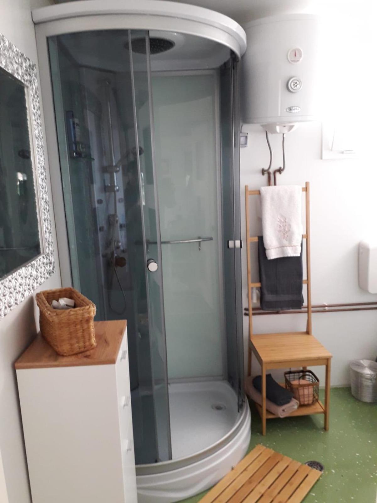 Studio Apartment Rosemary 罗维尼 外观 照片